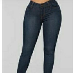 Classic Mid-Rise Skinny Jeans - Dark Denim